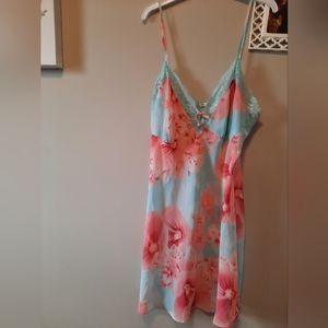 La Vie en rose Nightgown size L